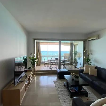 Le Bahia